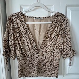 Pretty animal print Abercrombie blouse